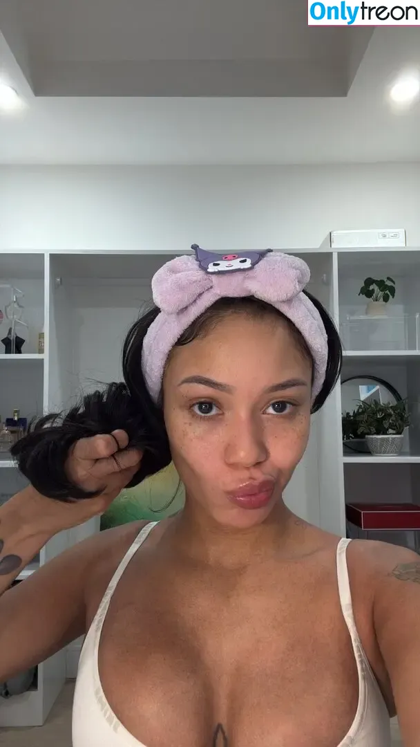 Coi Leray nude photo #1039 (coi_leray / coileray)