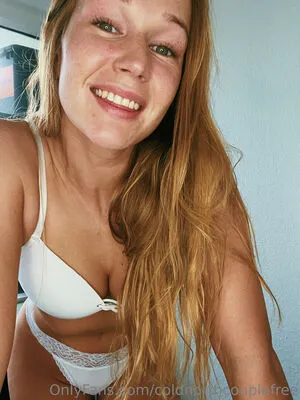 coldnorthcouplefree / icecat_laflareee nude photo #0064