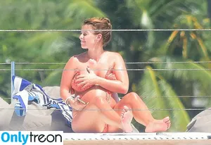 Coleen Rooney / coleen_rooney nude photo #0030