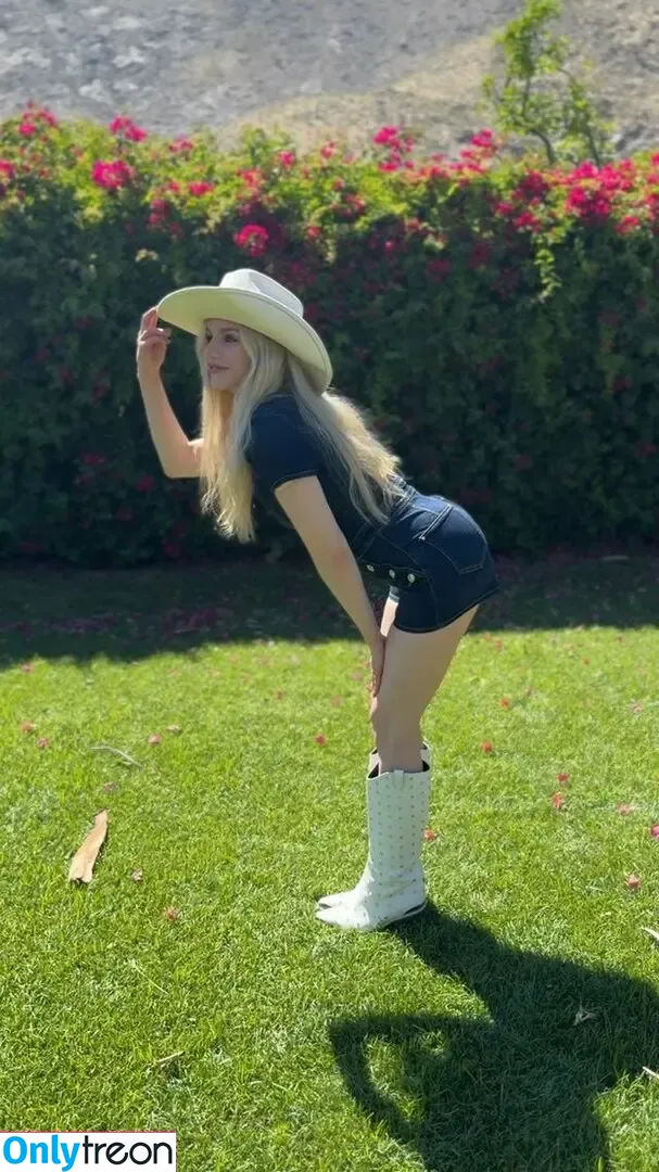 Colette Cherry голая photo #0021 (colettecherry__)