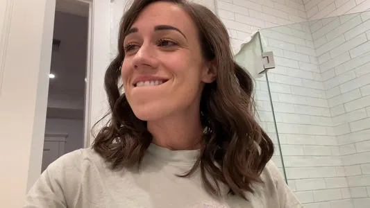 Colleen Ballinger / Miranda Sings / colleen nude photo #0018