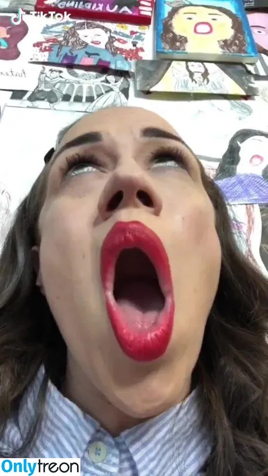 Colleen Ballinger nude photo #0028 (Miranda Sings)