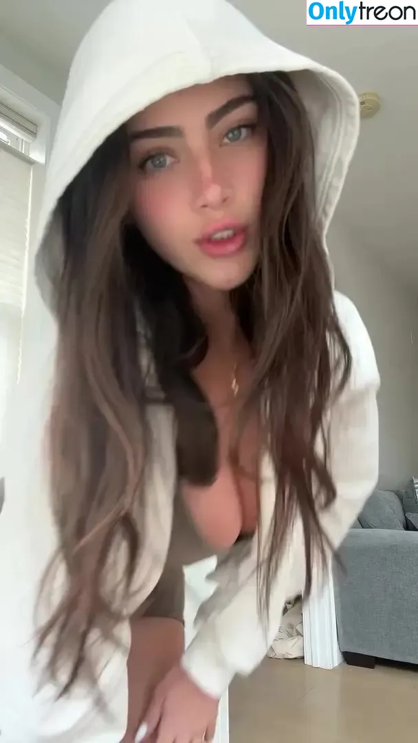 Colleen Sheehan nude photo #0139 (chloeshex / colleenesheehan)