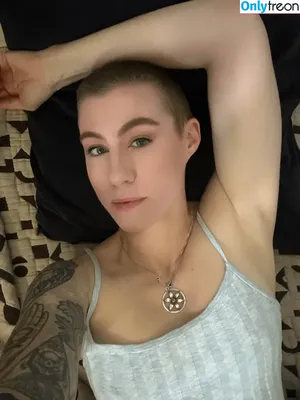 Comicbookgirl19 / DanikaXIX / pirateflagnislandgirl nude photo #1067