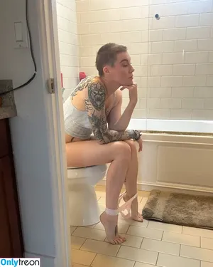 Comicbookgirl19 / DanikaXIX / pirateflagnislandgirl nude photo #1068