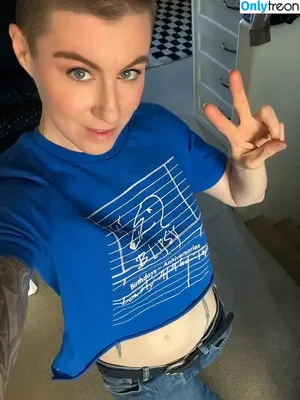 Comicbookgirl19 / DanikaXIX / pirateflagnislandgirl nude photo #1089