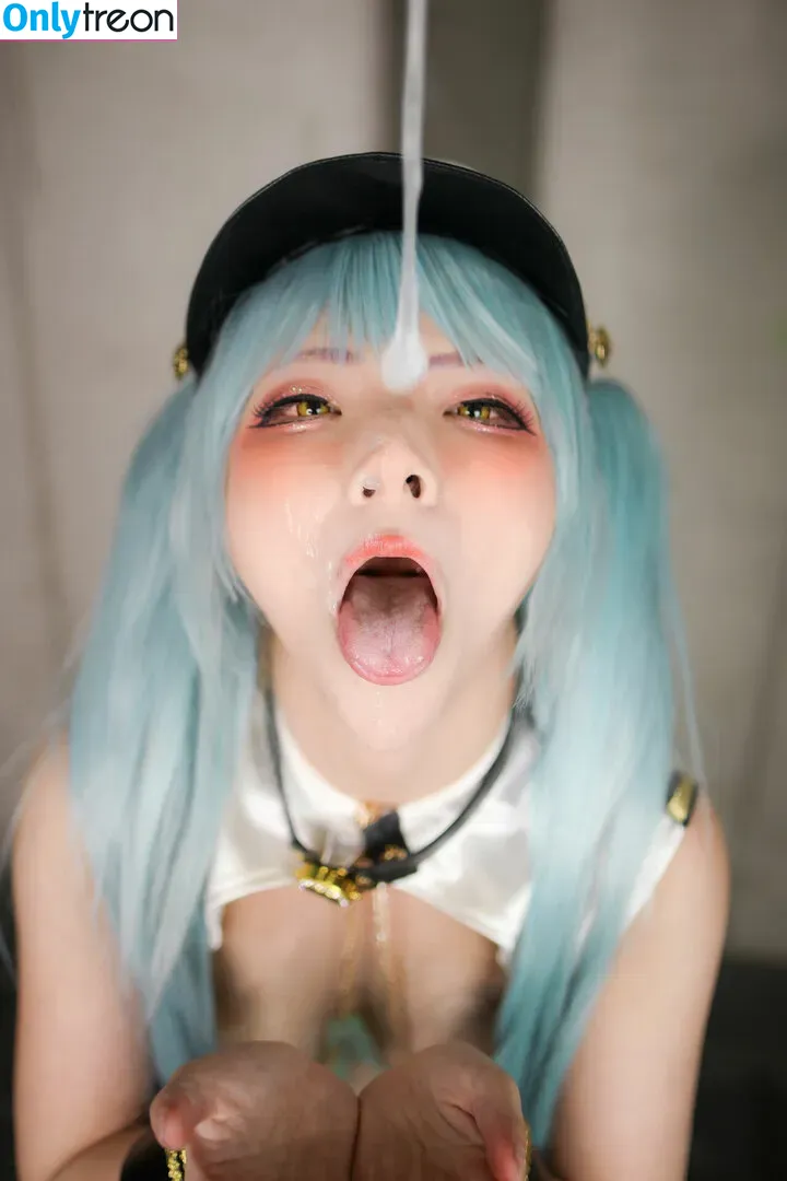 como.exe nude photo #0296 (Comonun / comofootball)