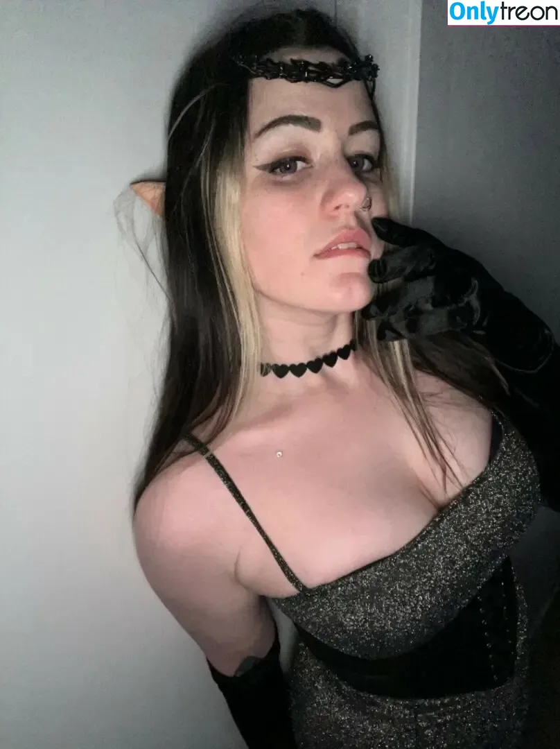 ConcealedBones nude photo #0297 (ConcealedBones)