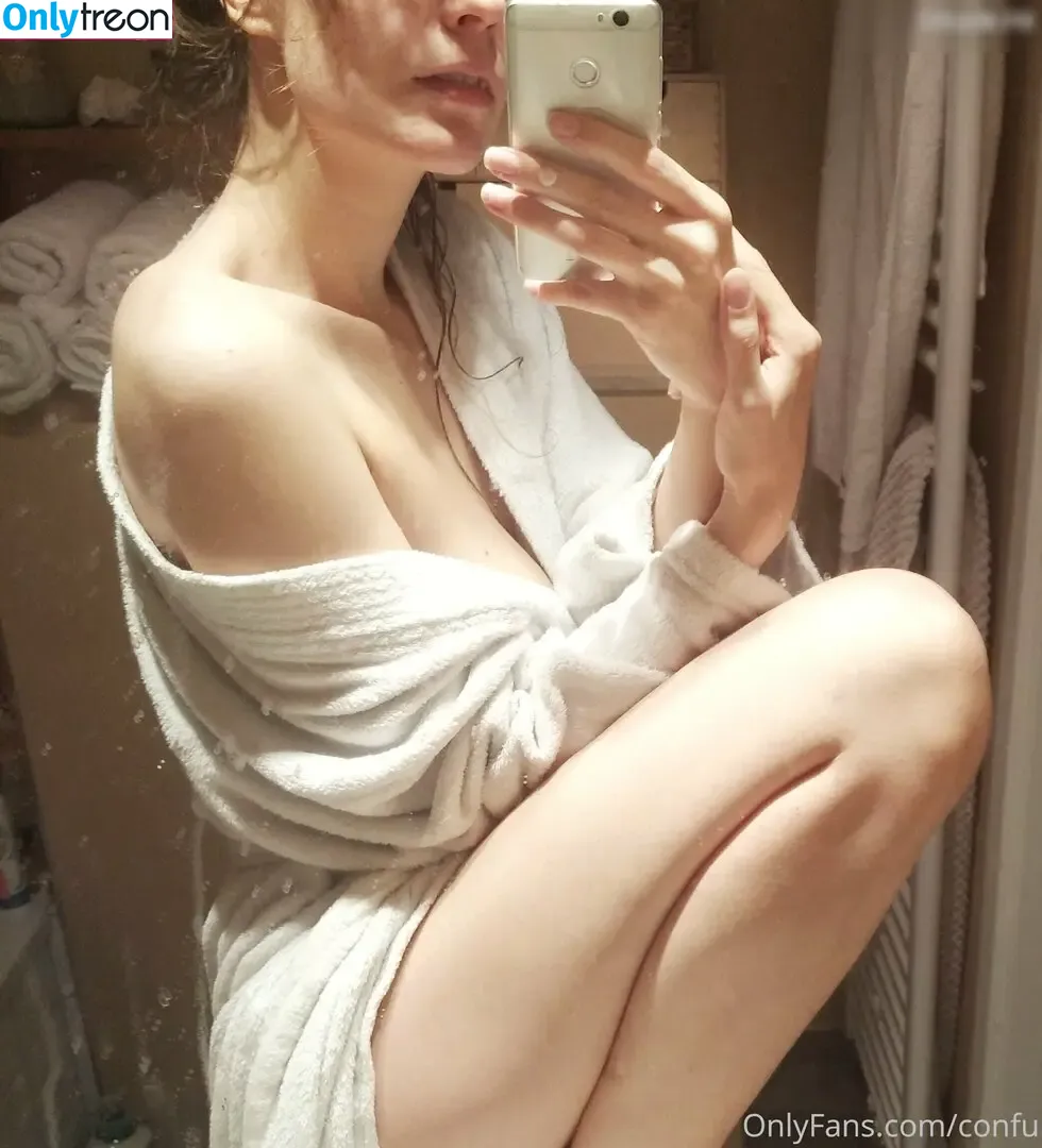 Confu nude photo #0084 (confunextdoor)