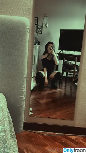  nude photo #0002