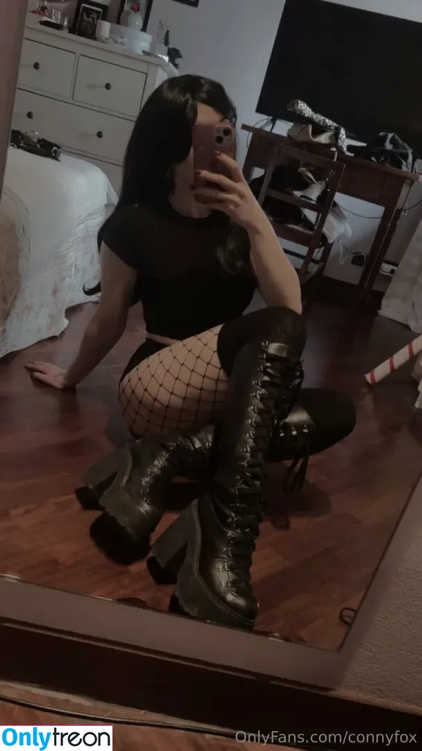 connyfox nude photo #0007 (connyfox)