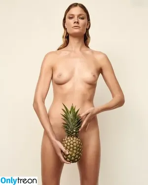Constance Jablonski / constancejablonski nude photo #0036