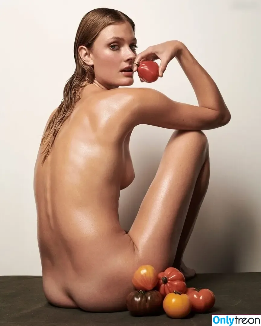 Constance Jablonski nude photo #0043 (constancejablonski)