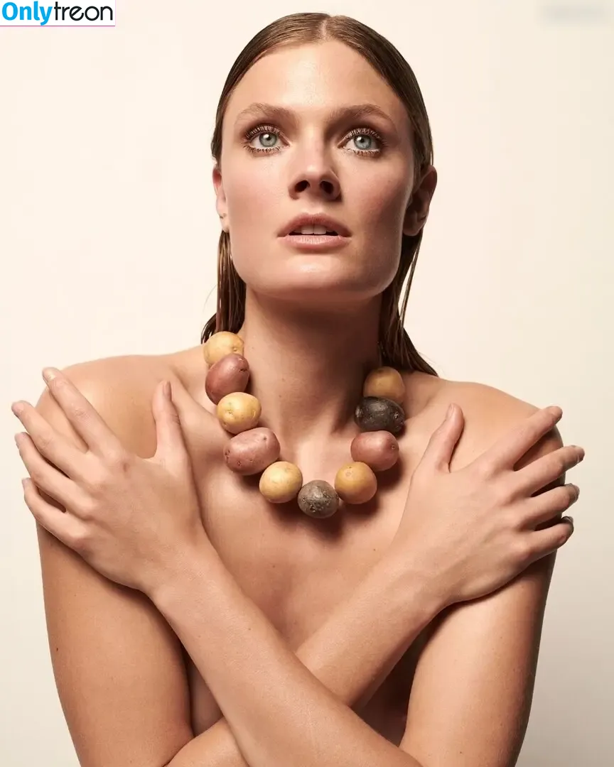 Constance Jablonski nude photo #0045 (constancejablonski)