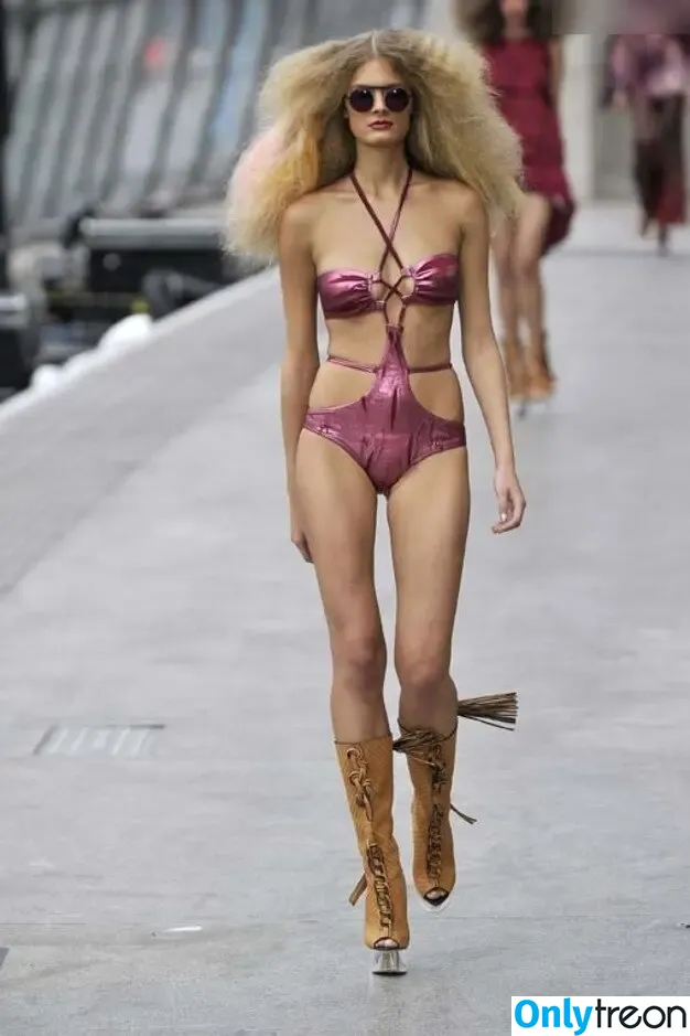 Constance Jablonski голая photo #0073 (constancejablonski)
