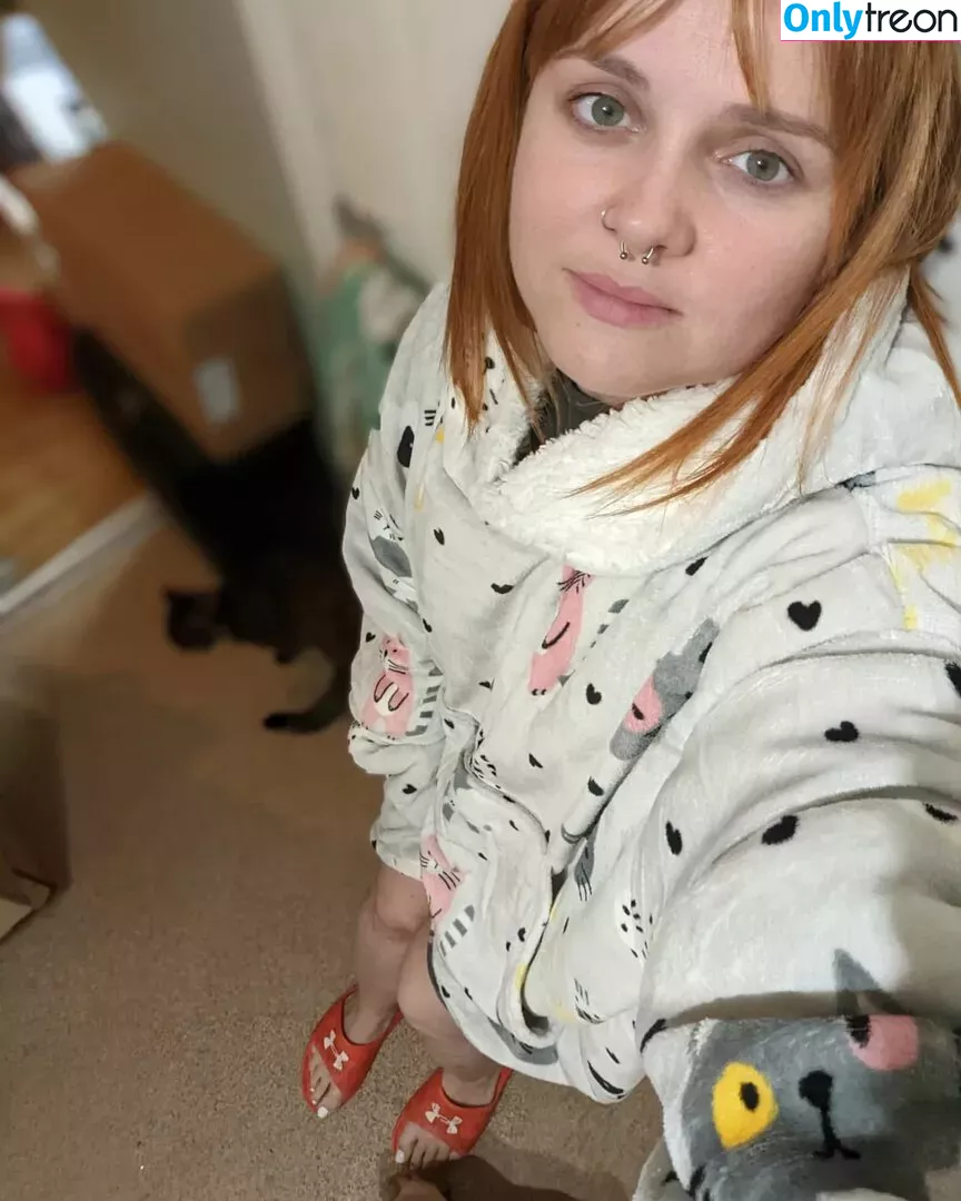 constanceflame nude photo #0089 (girlnxtdoorconnie)