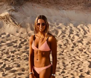 Constanza Cerúndolo / francerundolo nude photo #0078