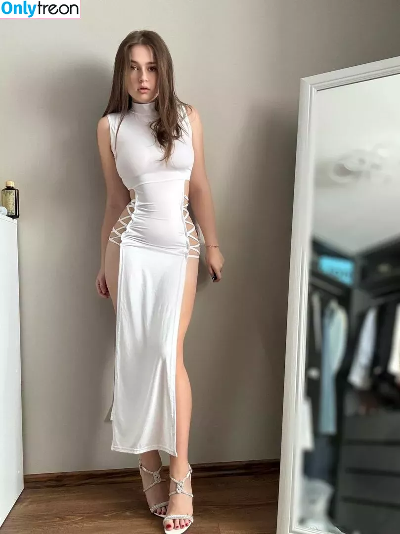 Contentit Deani Ness nude photo #0080 (deani_ness / deani_ness_)