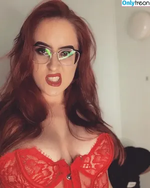 Controversial Thot / steffi_turn / steffiturn nude photo #0011