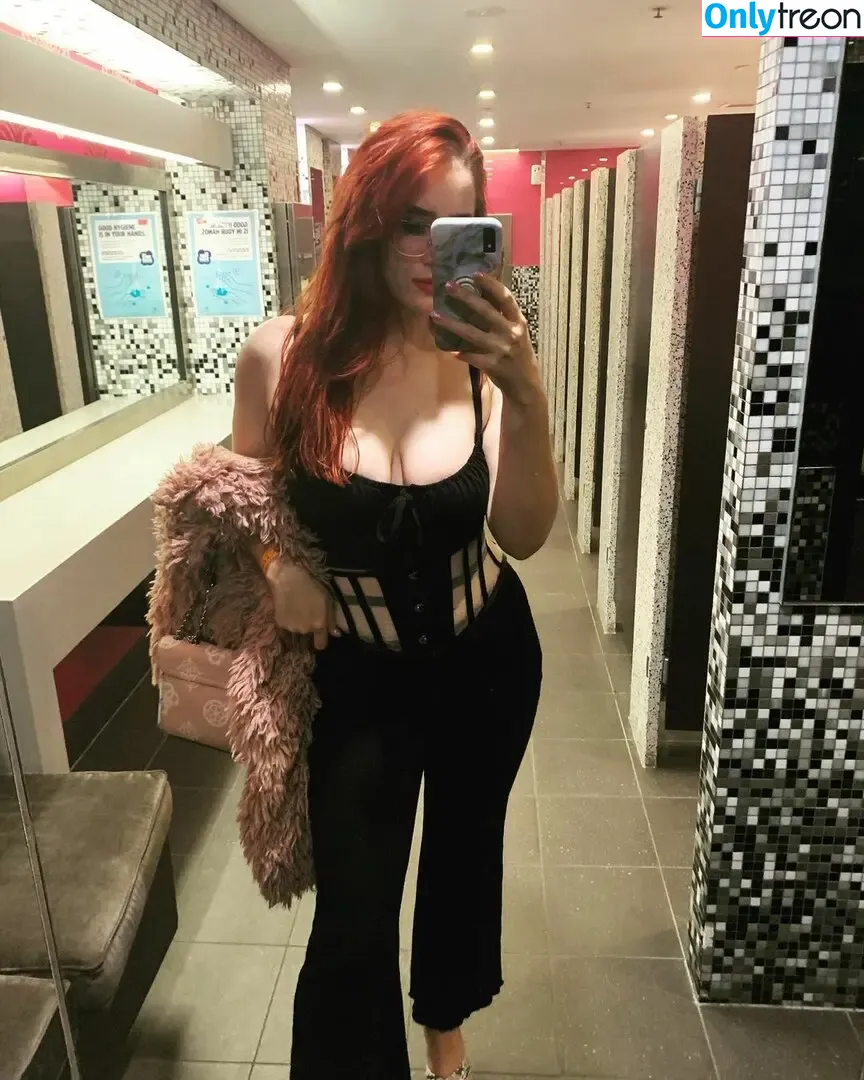 Controversial Thot nude photo #0007 (steffi_turn / steffiturn)