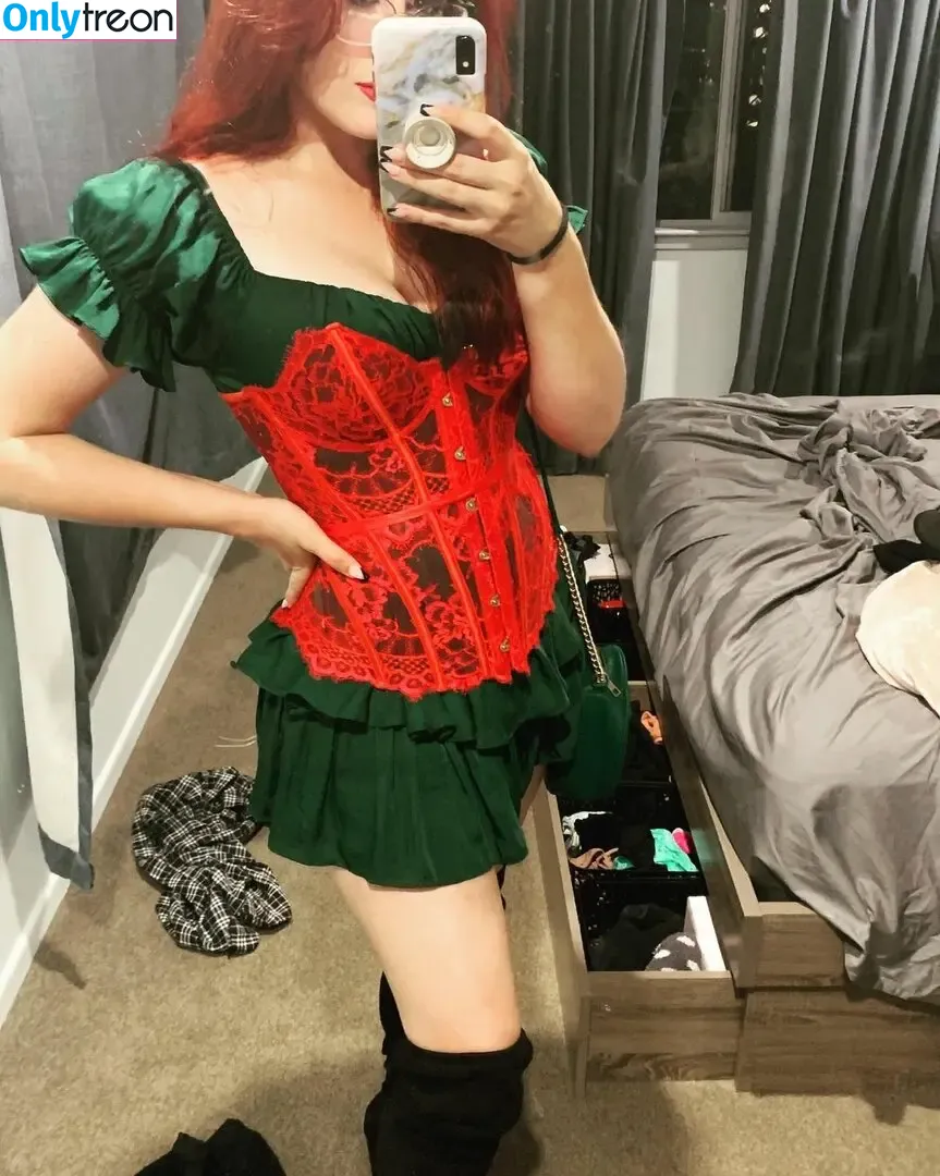 Controversial Thot nude photo #0008 (steffi_turn / steffiturn)