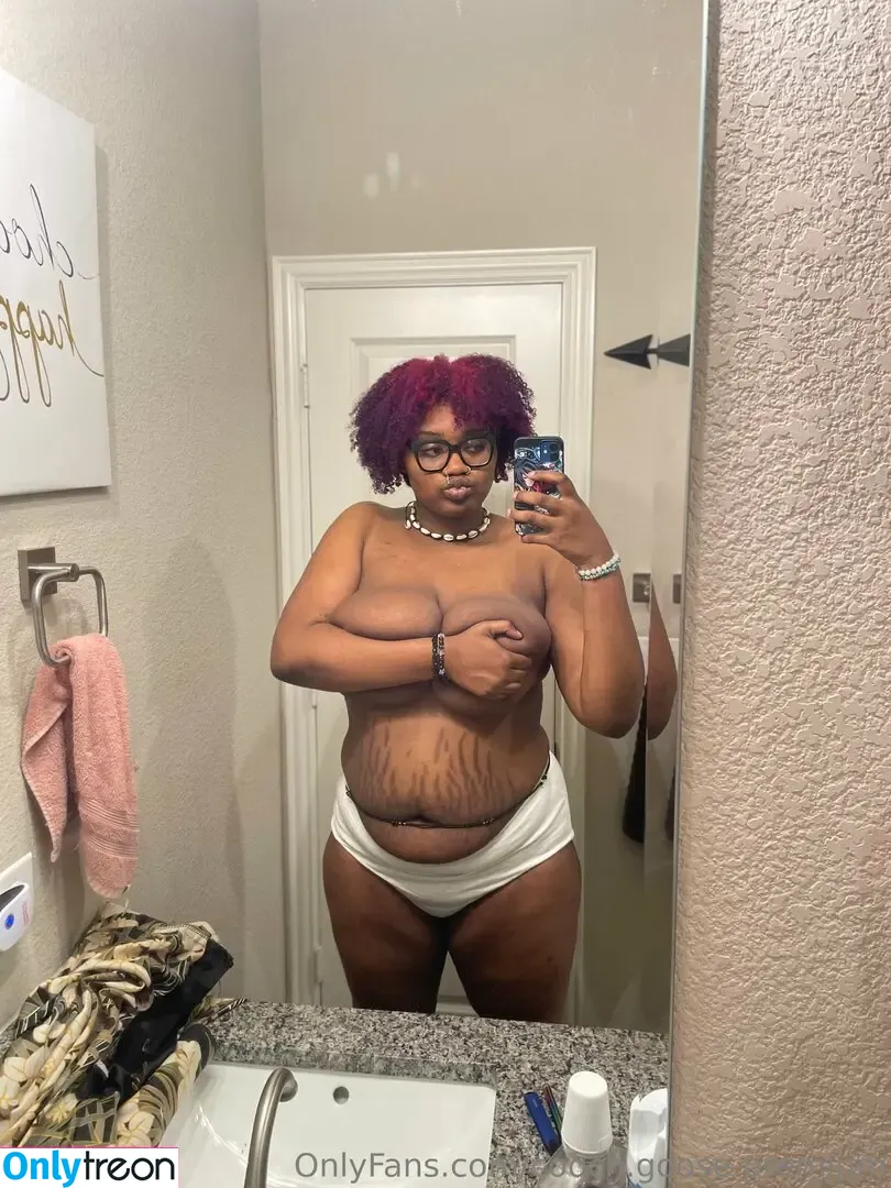 cooch.goose.premium nude photo #0019 (goosetowne)