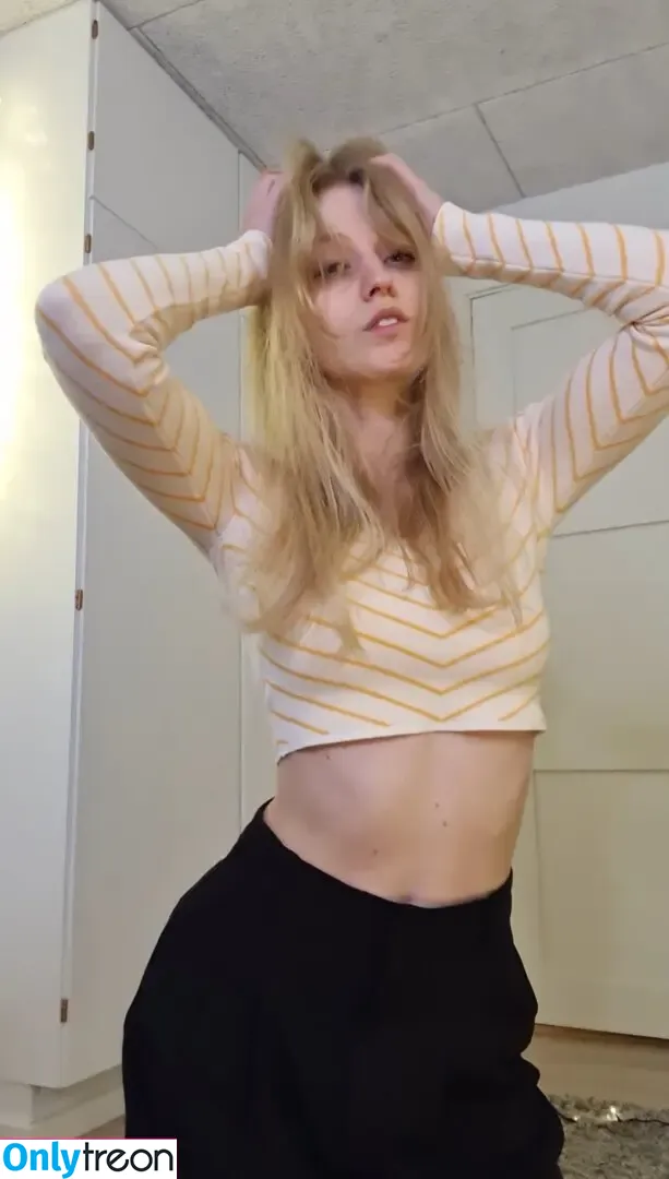 Copykat_ nude photo #0136 (Itsyourkatrine / gingerasmr)