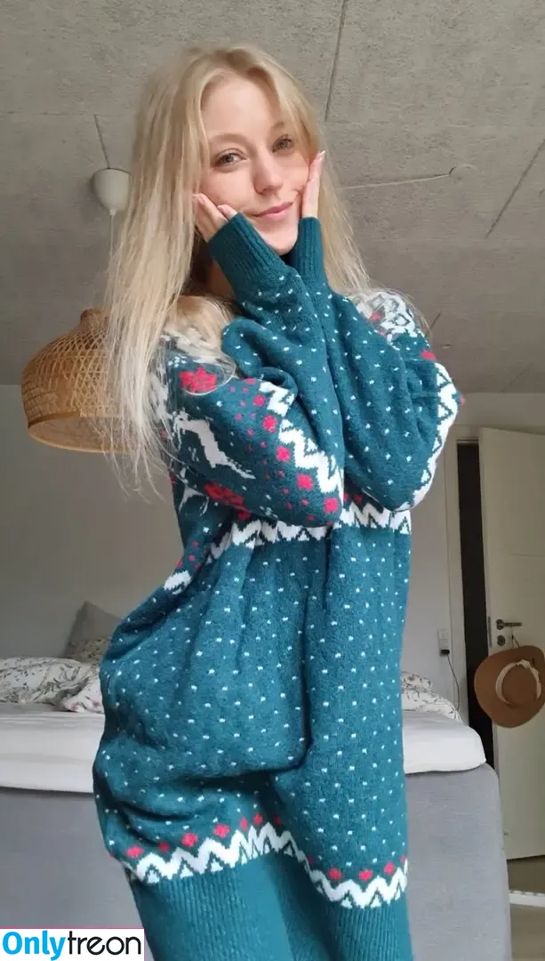 Copykat_ nude photo #0151 (Itsyourkatrine / gingerasmr)