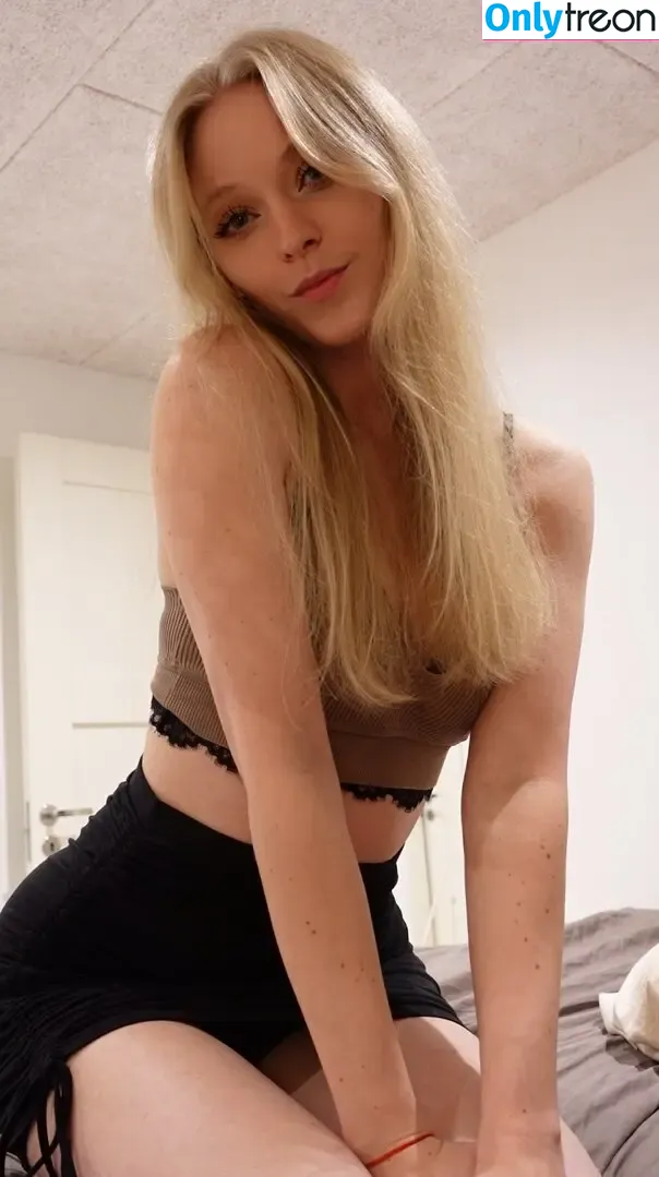 Copykat_ nude photo #0302 (Itsyourkatrine / gingerasmr)