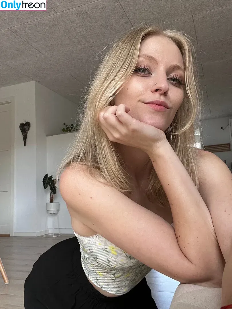 Copykat_ nude photo #0111 (Itsyourkatrine / gingerasmr)