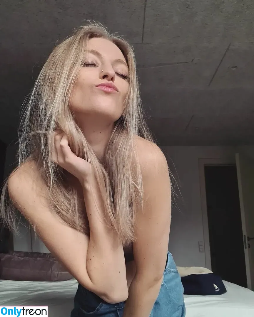 Copykat_ nude photo #0119 (Itsyourkatrine / gingerasmr)