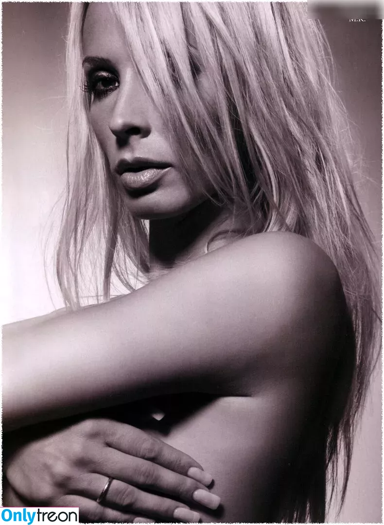 Cora Schumacher nude photo #0083 (coraschumacher / schumachercora)