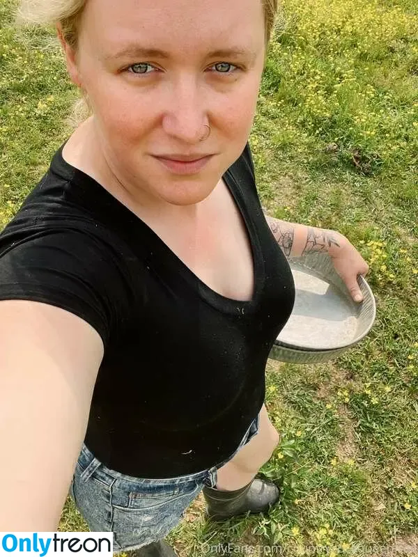 Country Cock Queen голая photo #0015 (bridget_bozeman69 / countrycockqueen)