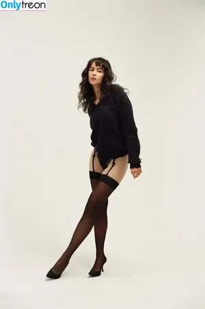 Courtney Eaton / courtneyeaton nude photo #0051