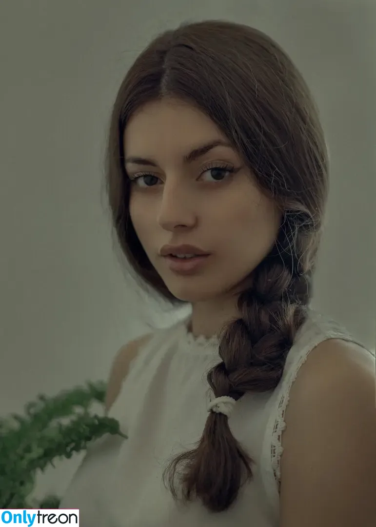 Courtney Miller голая photo #0602 (co_mill / typicalvlogs)