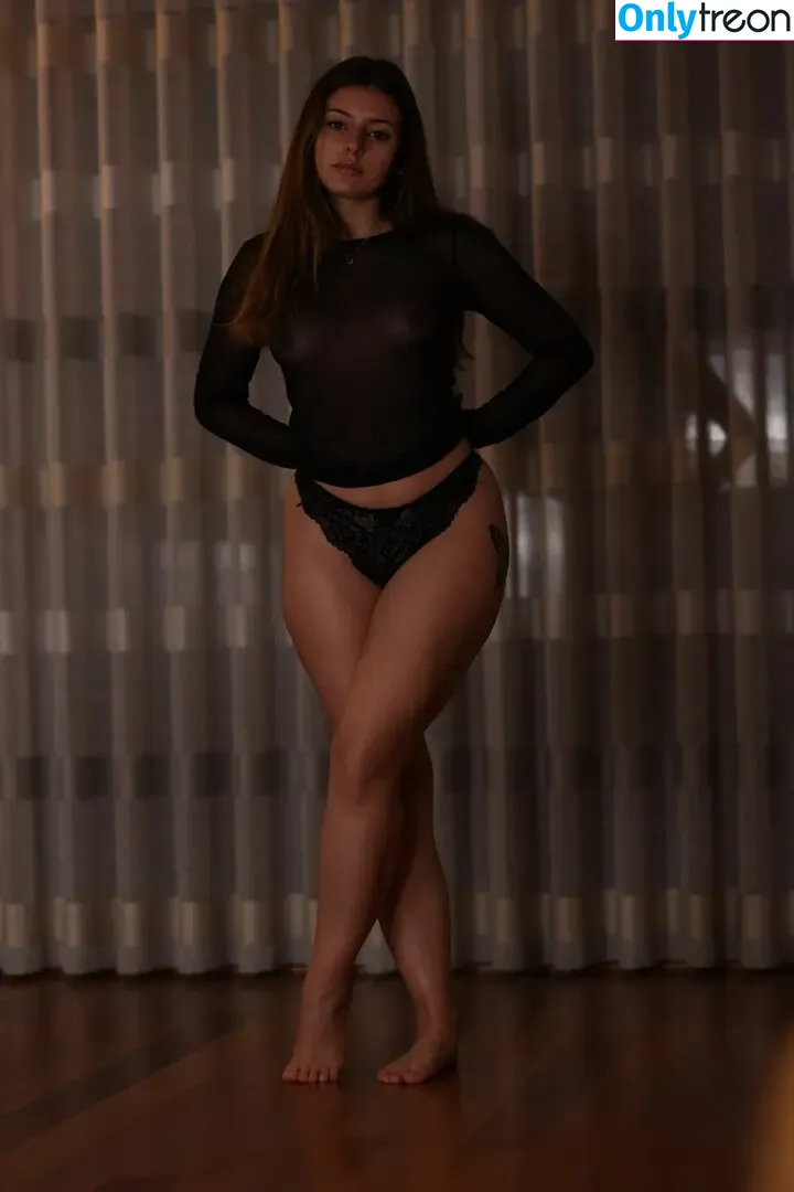 Courtney Miller голая photo #0624 (co_mill / typicalvlogs)