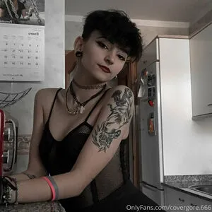 covergore.666 / pixiegore.666 nude photo #0009