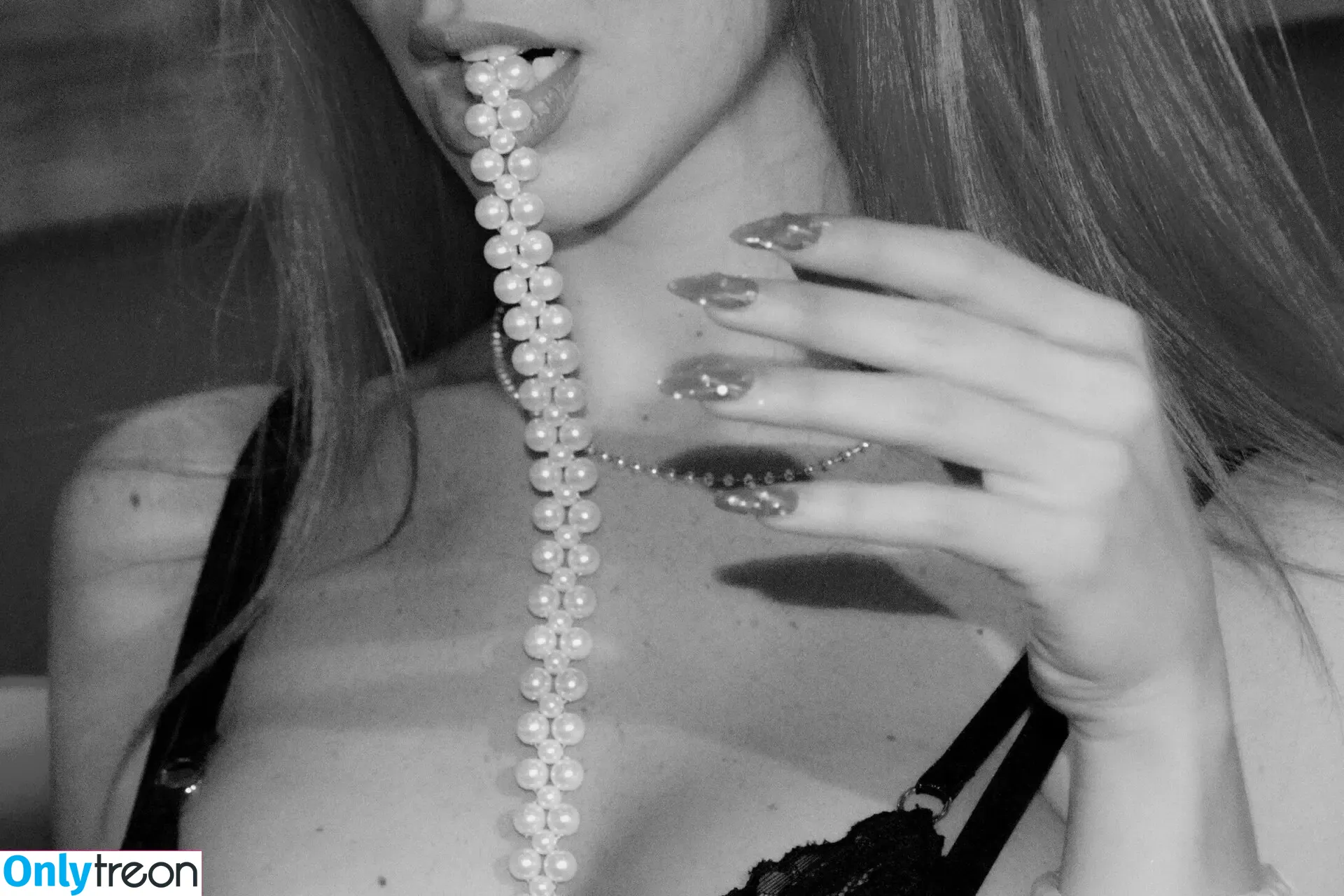 crash.music nude photo #0009 (ucancrash)