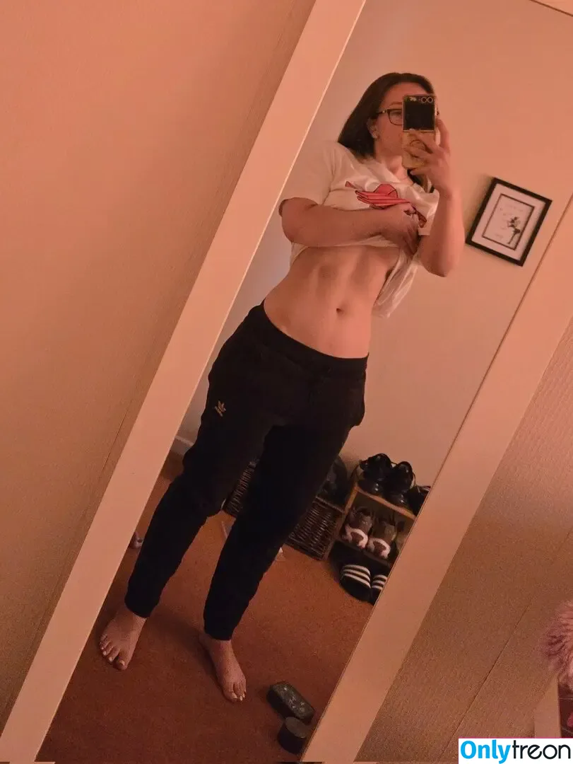 crashbandiboob nude photo #0069 (crashbandiboobs)