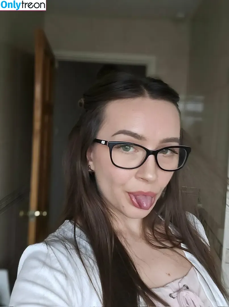 crashbandiboob nude photo #0080 (crashbandiboobs)