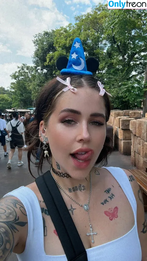 Cray голая photo #0192 (Craysounds / misscraycraydebbie)