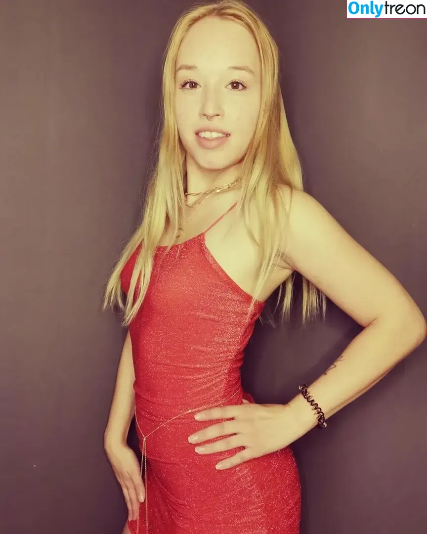 crazzyjazzy nude photo #0005 (_crazzyjazzy_)