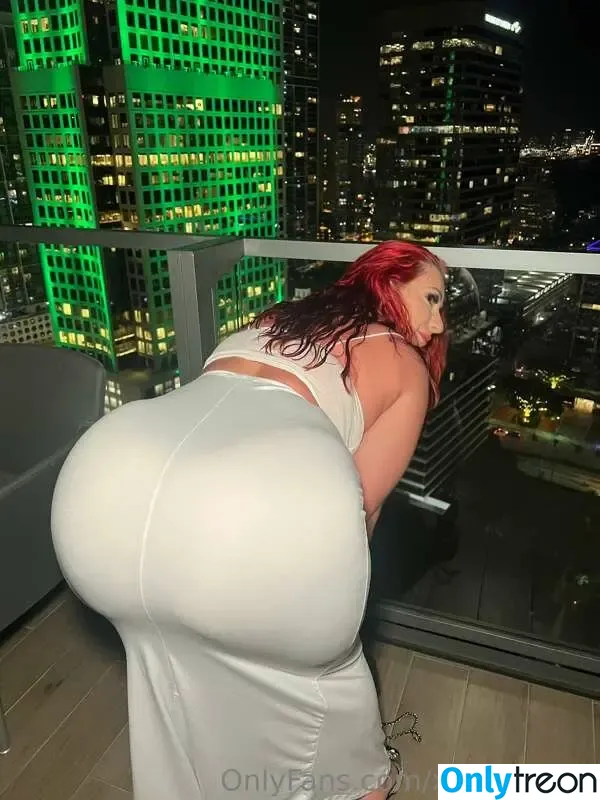 Cream Queen nude photo #0024 (creamqueenonline / xoxbratfree)