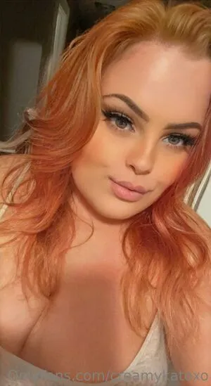 creamykatexo / lacremeyolo nude photo #0004