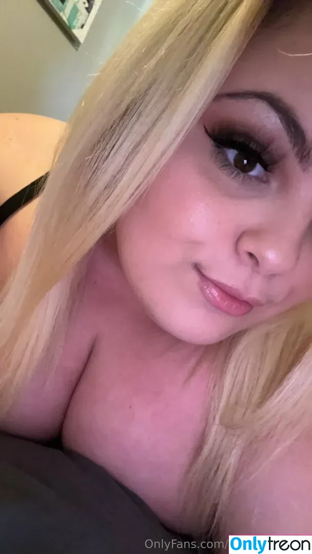 creamykatexo nude photo #0184 (lacremeyolo)