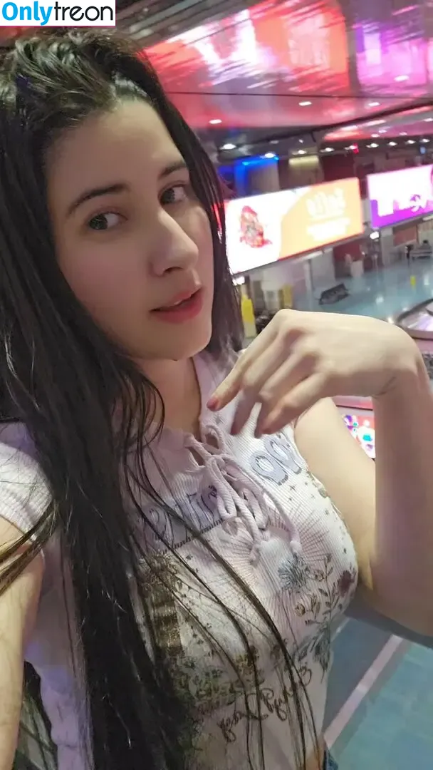 Cremilind Saraith nude photo #0051 (saraithocando)