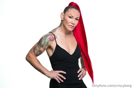 criscyborg фото голая #0044