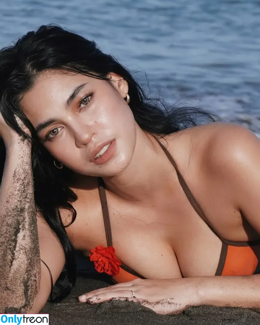 Criselda Alvarez голая photo #0203 (criseldalvarez)