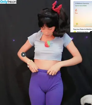 CristalU__U / Florzinha / KittyShady / cristal__aguirre / cristalaguirre nude photo #0001