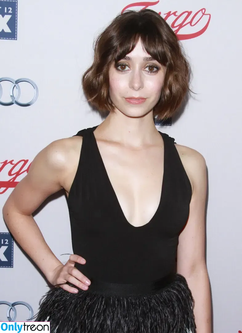 Cristin Milioti nude photo #0077 (cristinmilioti)